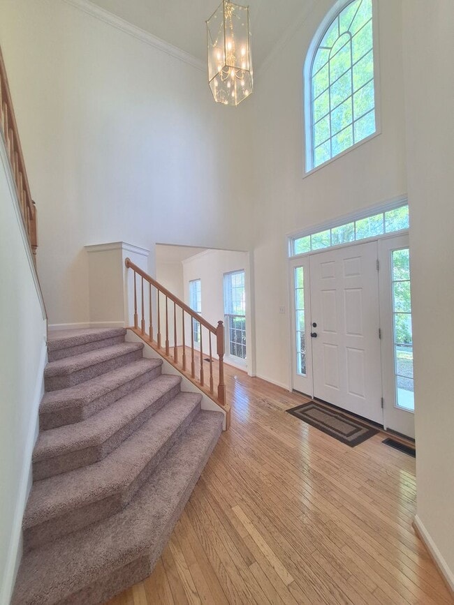 Foto del edificio - 5207 Linden Dr