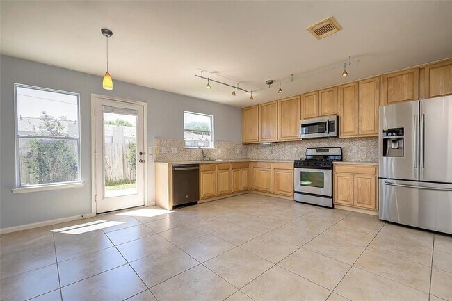 Foto del edificio - 6707 Wild Pecan Trail