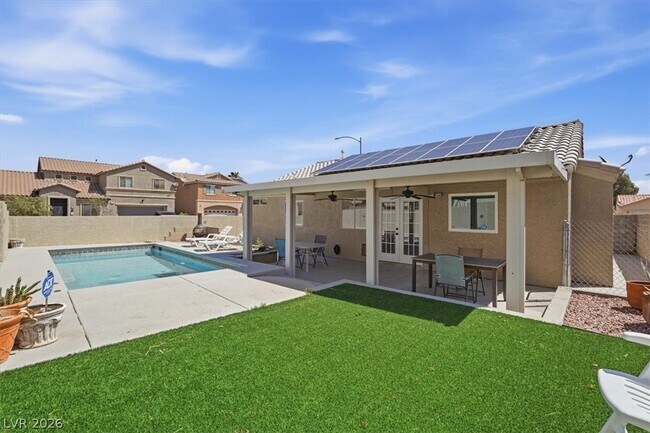 Foto del edificio - 5437 Silent Path Way