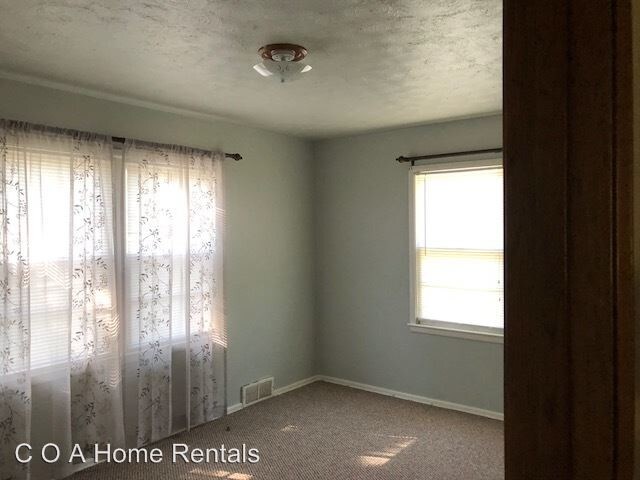 Building Photo - 2 br, 2 bath House - 2311 S Ridgewood