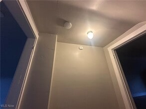 Building Photo - 523 Gage St