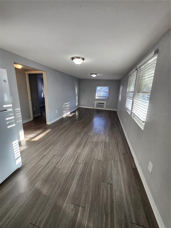 Foto del edificio - 4611 N Hubert Ave