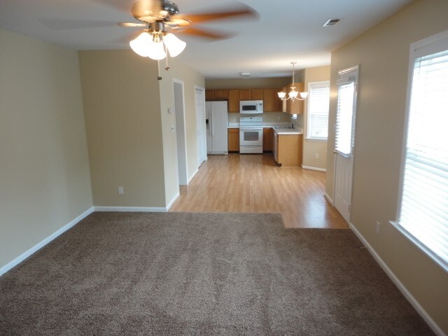 Foto del edificio - 101 Arbor Tree Court