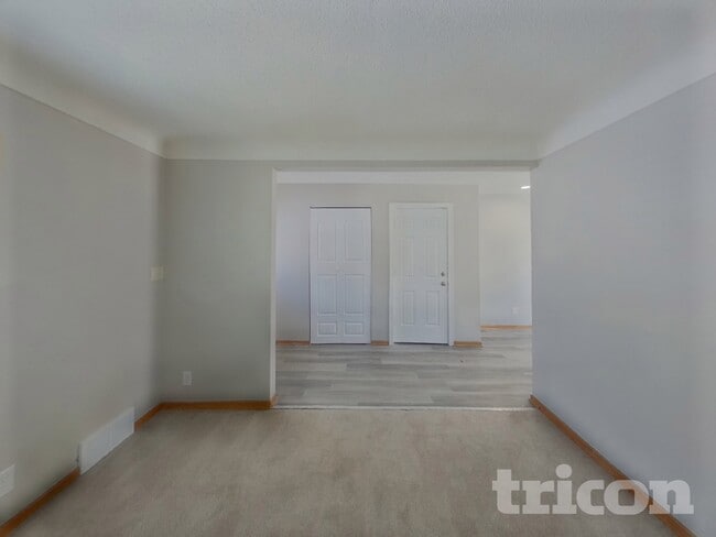 Foto del edificio - 2931 Woodbridge St