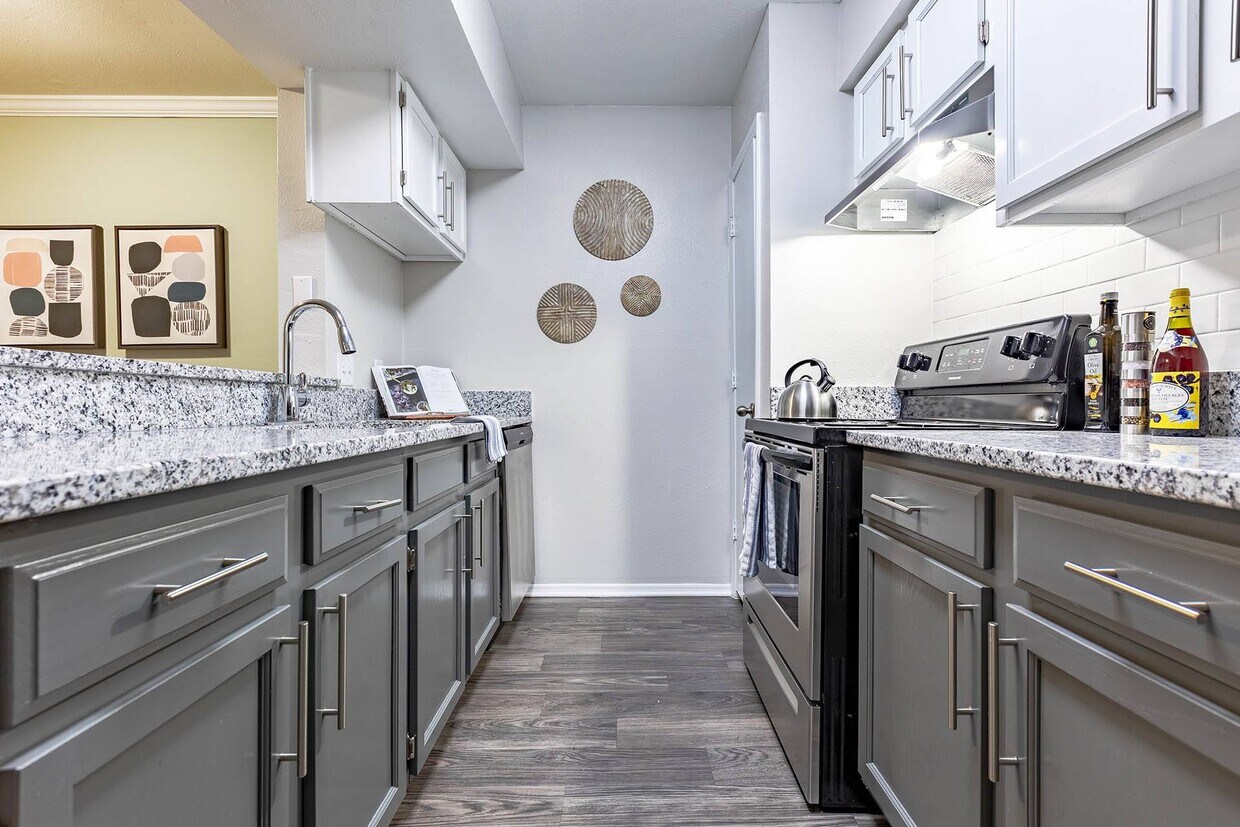 Wildwood Apartments Apartments in Charlotte, NC