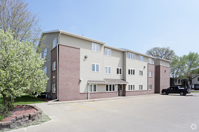 Apartments Near Iowa State