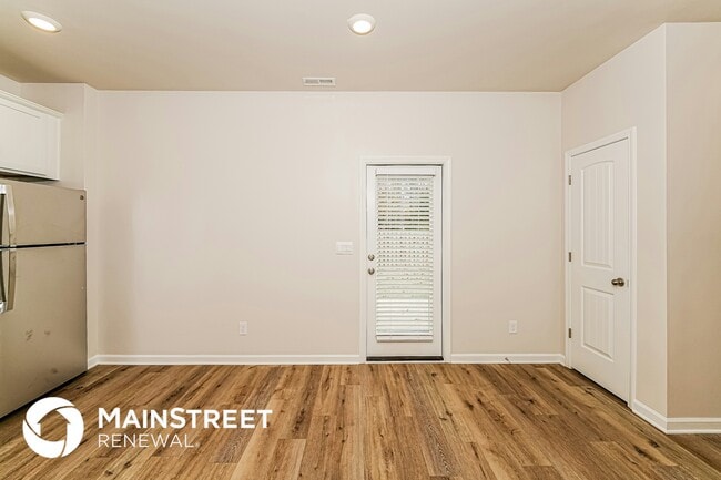 Building Photo - 1113 Archers Trail E