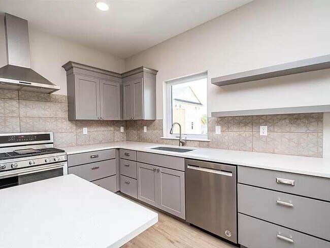 Foto del edificio - 4833 Preston Ln