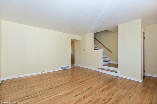 Foto del edificio - 9509 Gross Point Rd