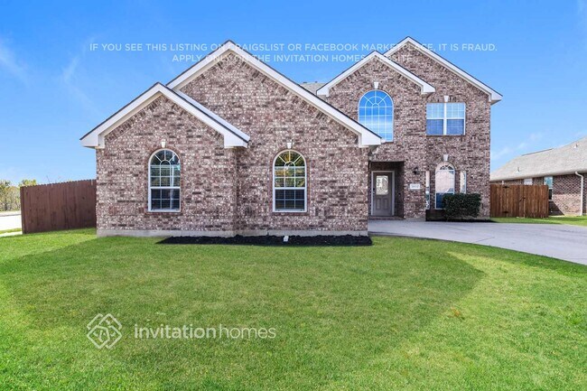 Building Photo - 3832 Sevenoaks Dr