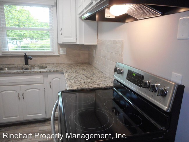 Foto del edificio - 3 br, 2 bath House - 287-A Herlong Avenue