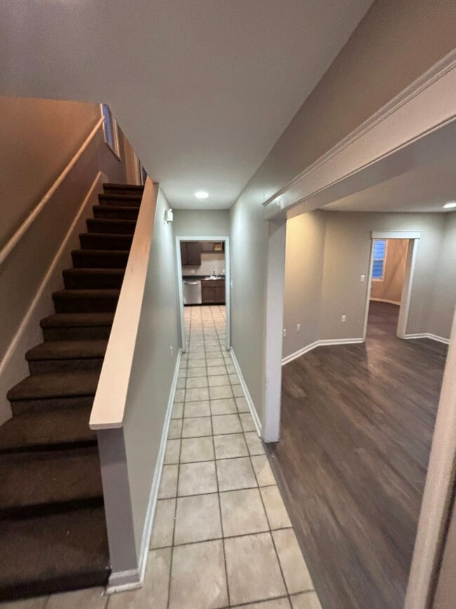 Foto del edificio - 165 Sharpe St