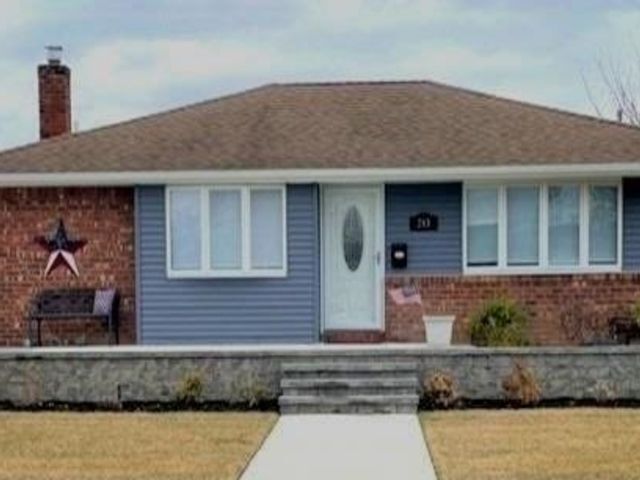 Primary Photo - 283 Bryant Ave