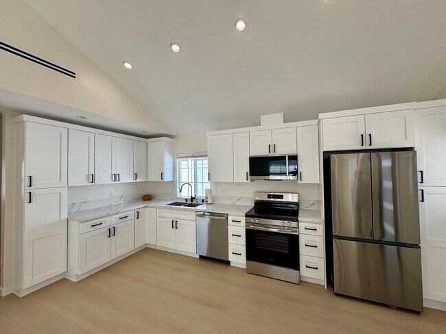 Foto del edificio - 8980 Oswego St