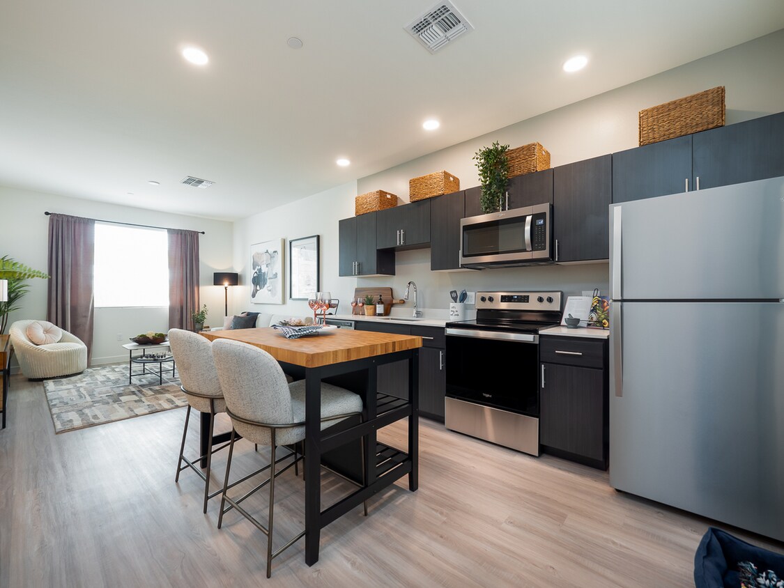 Maxwell at Cooley Station Apartments in Mesa, AZ