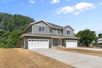 Building Photo - 200 Chalet Dr