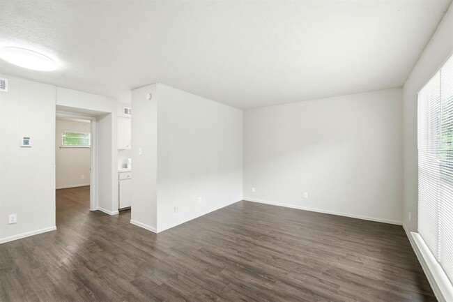 Foto del edificio - 2319 Greenfield Pkwy