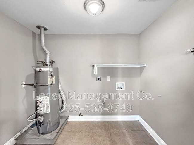 Building Photo - 7230 Yorktown Dr