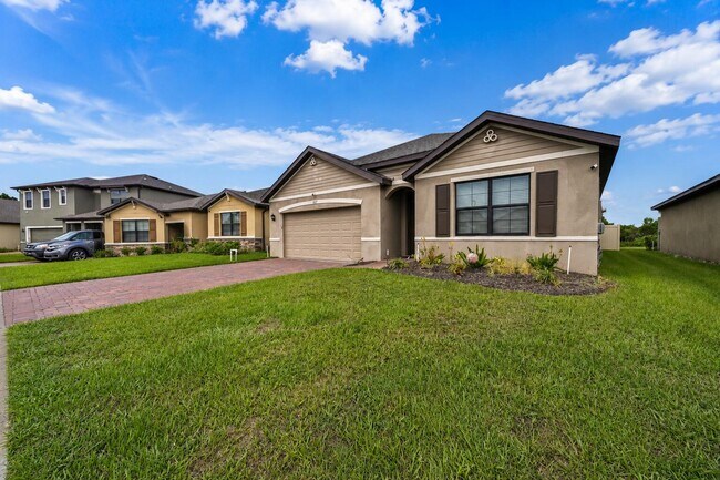 Building Photo - 927 Remington Green Dr SE