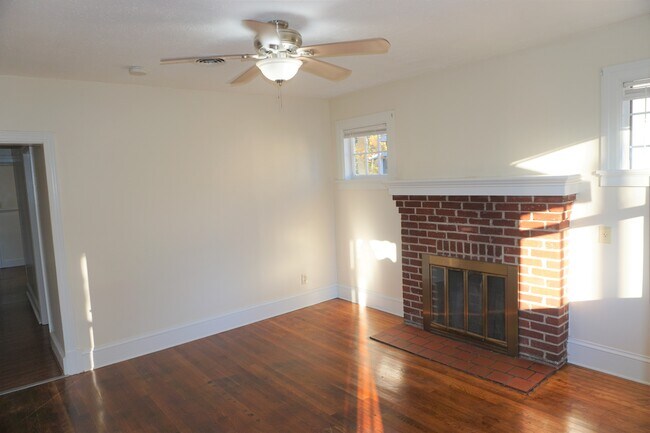 Building Photo - 1510 Whatley St