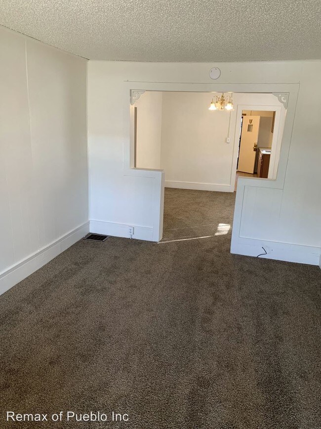 Building Photo - 2 br, 1 bath House - 540 MOFFAT AVE