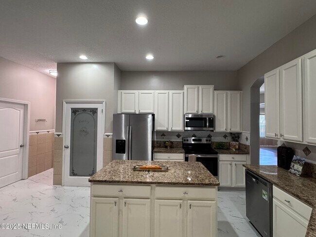 Foto del edificio - 854 Wilmington Ln