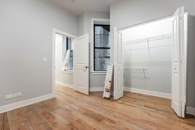Foto del edificio - 2103 N Sedgwick St