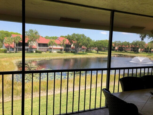 Foto del edificio - 22 Lexington Ln W