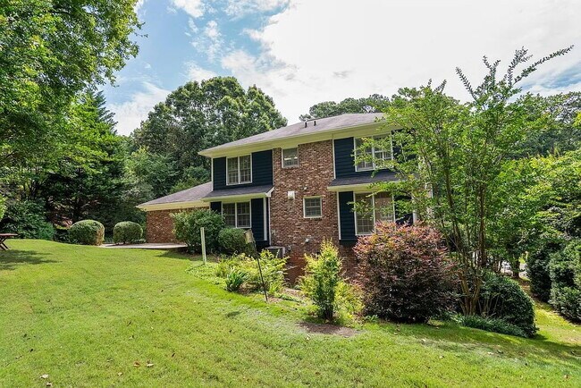 Foto del edificio - 2340 Castleridge Ct