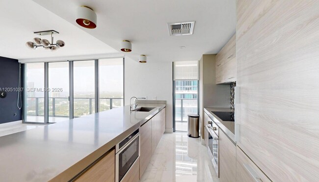 Building Photo - 1300 S Miami Ave