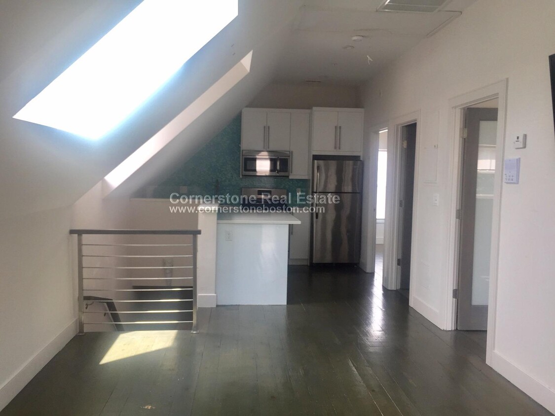 Foto principal - 24 Washburn St