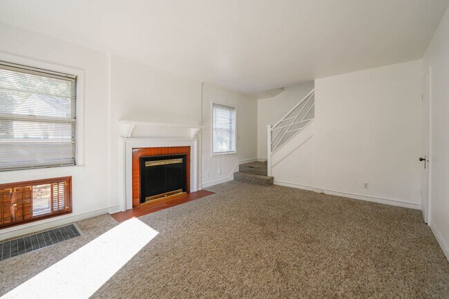 Foto del edificio - 2 br, 1 bath House - 127 S. ARBOR PARK