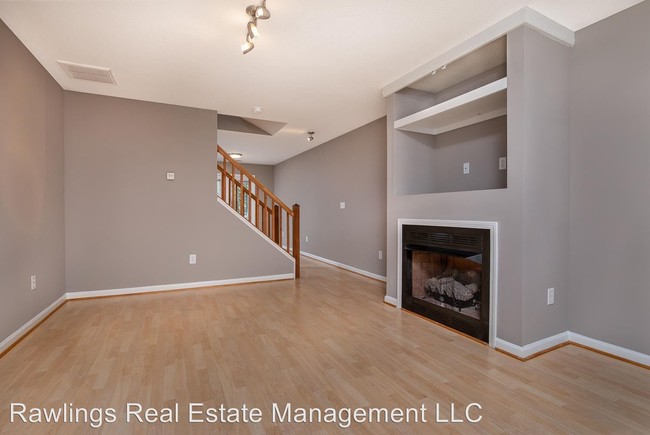 Building Photo - 3 br, 2.5 bath House - 198 Wiltshire Circle