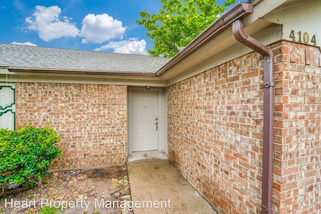 Building Photo - 3 br, 2 bath House - 4104 Willow Springs D...