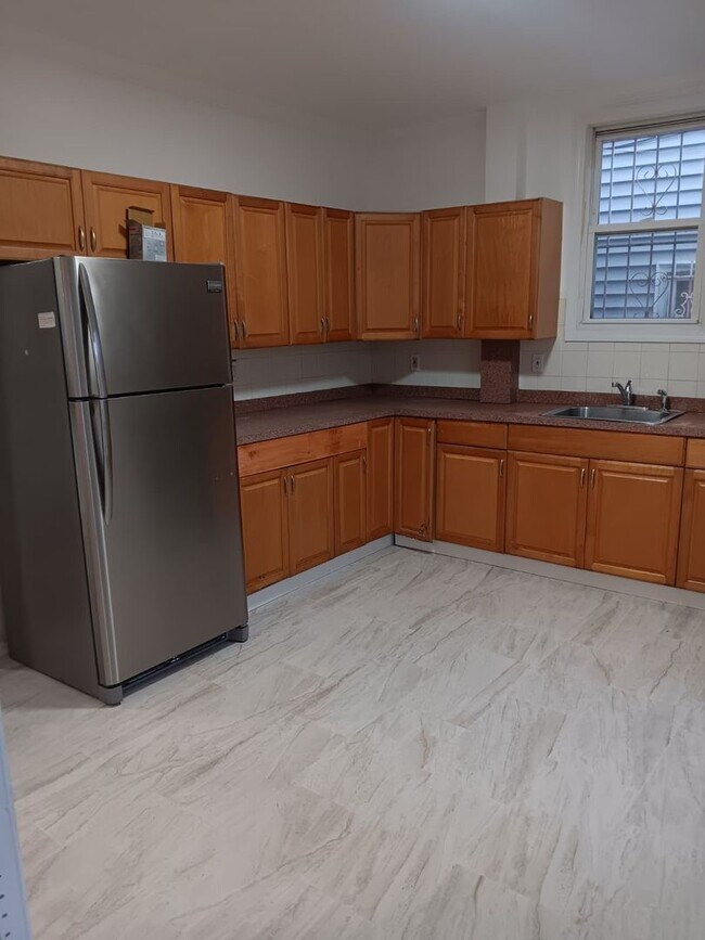 Foto del edificio - Beautiful two bedroom apartment in Newark