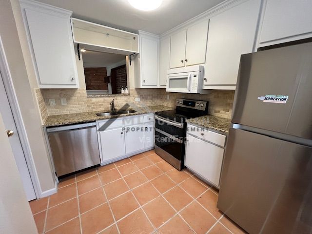 Foto del edificio - 14 Mandy Ct