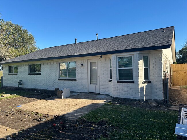 Foto del edificio - 3214 White Sail