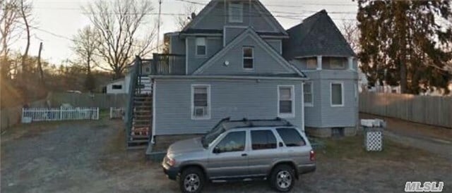 Foto principal - 352 Grove Ave