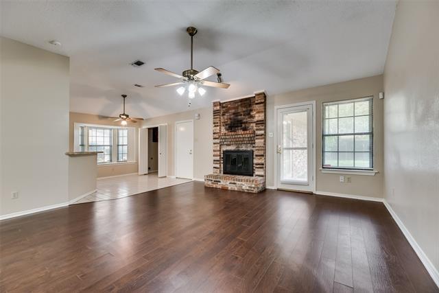 Building Photo - 700 Rosehill Ln