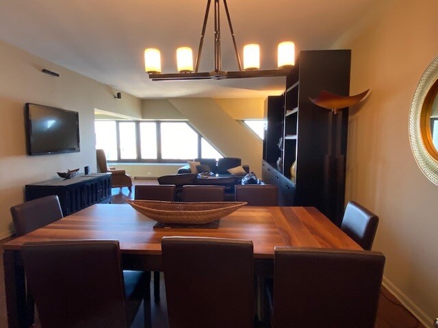 Foto del edificio - 175 E Delaware Pl