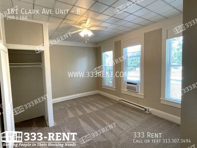 Foto del edificio - 161 Clark Ave