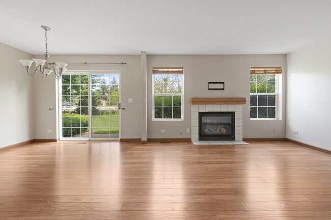 Foto del edificio - 2479 Stoughton Cir