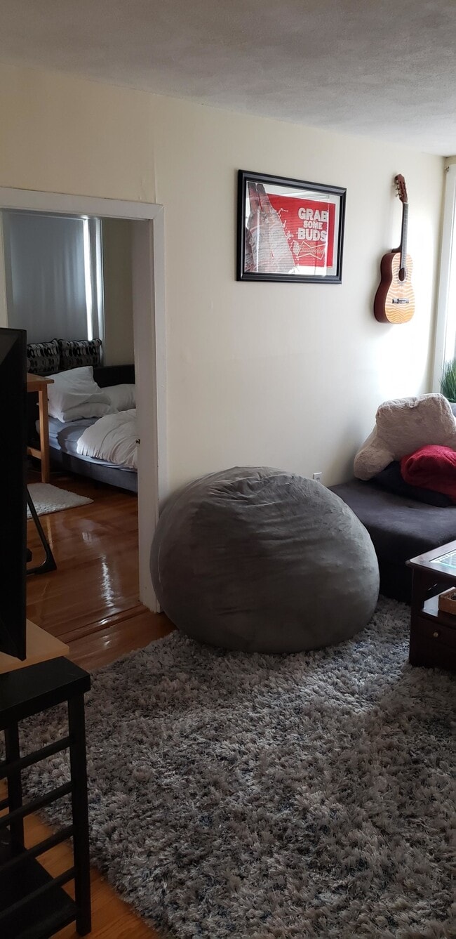 Foto del edificio - 155 Endicott St