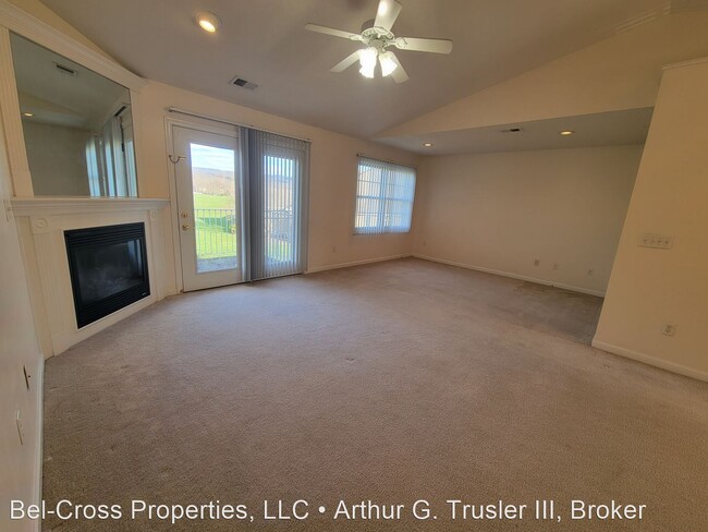 Building Photo - 3 br, 2 bath House - 210 Mountain Golf Dr