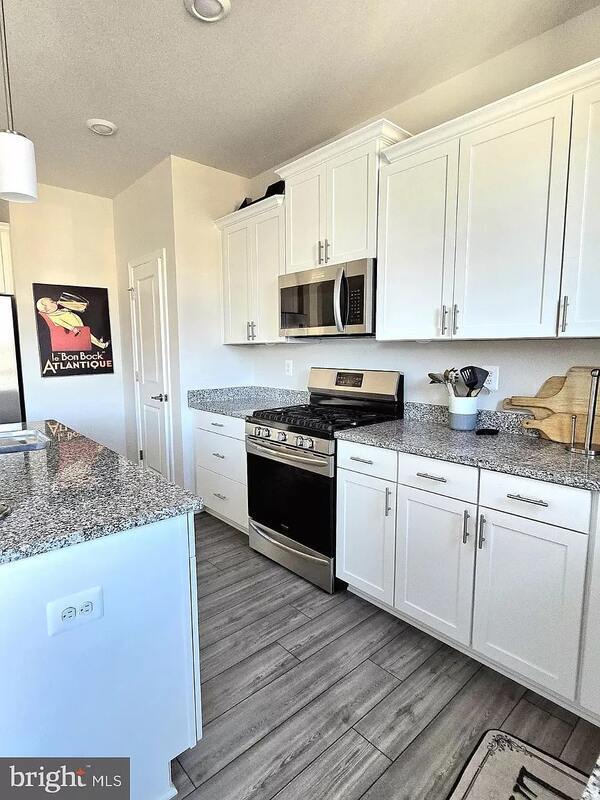 Foto del edificio - 24615 Dogwood Ln