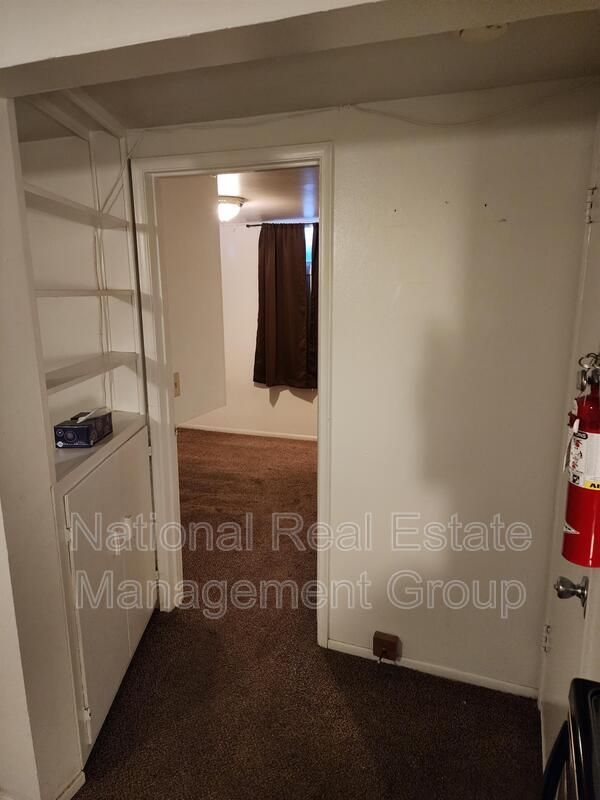 1137 W Gem Ave, Moses Lake, WA 98837 Condo for Rent in Moses Lake, WA
