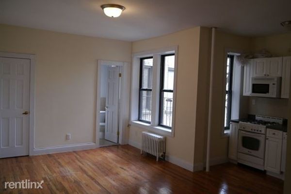 Primary Photo - 630 Saint Nicholas Ave