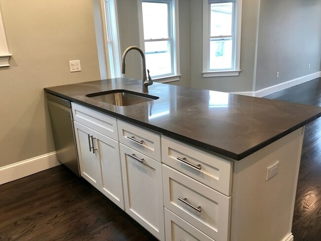 Photo - 91 Grant St Apartment