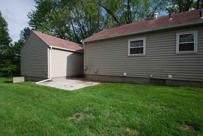 1609 6th Street Back - 1609 6th St