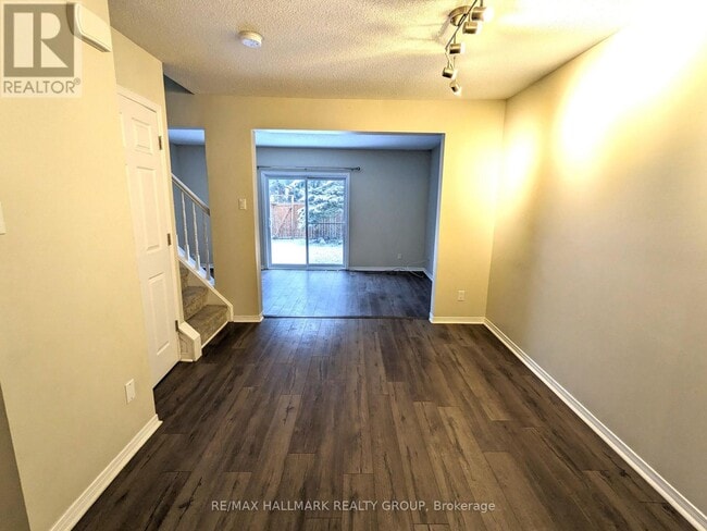 Building Photo - 6464 Colony Square